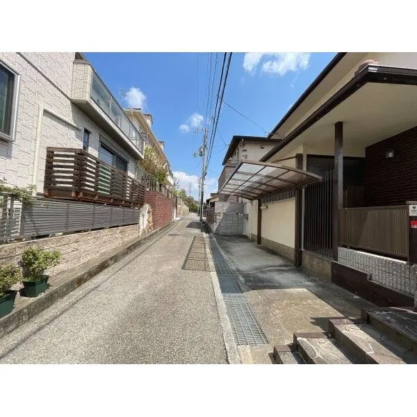 芦屋市朝日ケ丘町 前面道路