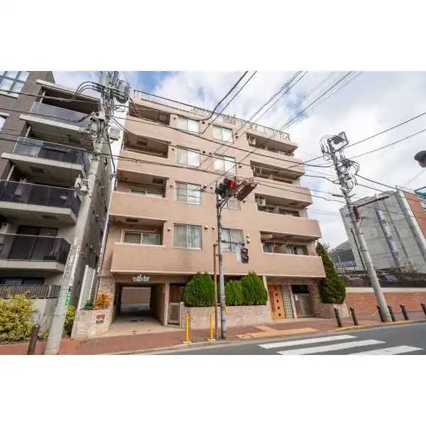 ワールドパレス池袋立教通り 外観