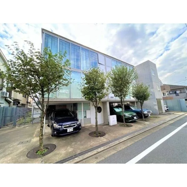 イソラ中目黒 日本建築学会作品選受賞のデザイナーズマンション