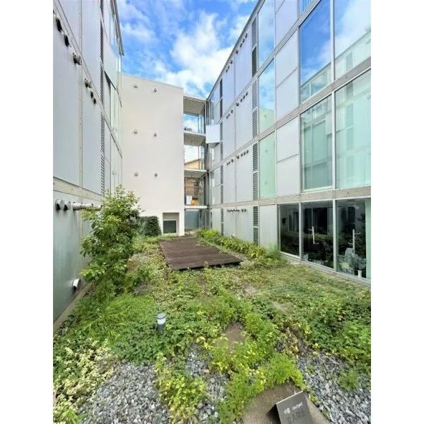 イソラ中目黒 日本建築学会作品選受賞のデザイナーズマンション