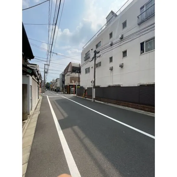 台東区谷中２丁目 北東側道路