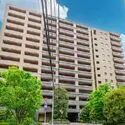 ザ・パークハウス本郷 2018年11月築、地上14階建マンションの10階部分に位置します。ペット飼育可(規約制限有り)。