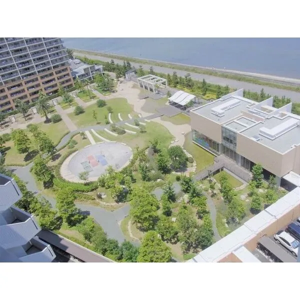 シーガーデン新浦安Ｆ棟 約8000m2のプライベートガーデン