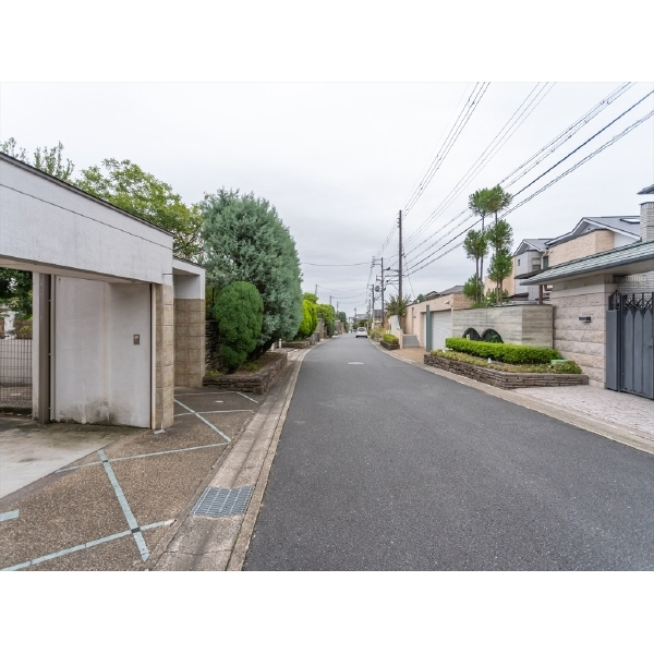京都市西京区御陵大枝山町４丁目 前面道路