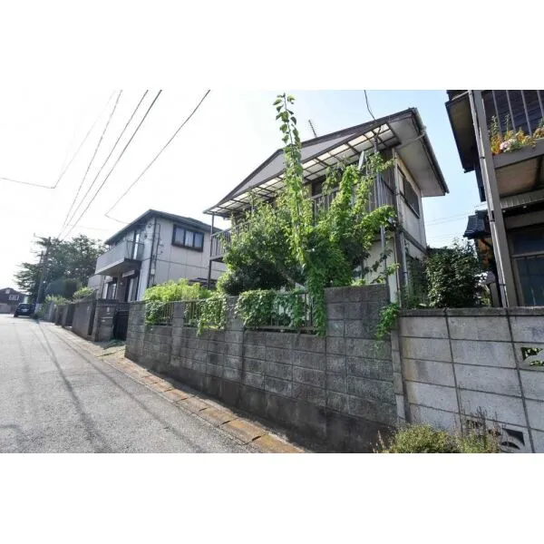 千葉市稲毛区小仲台９丁目 現地（古家あり）