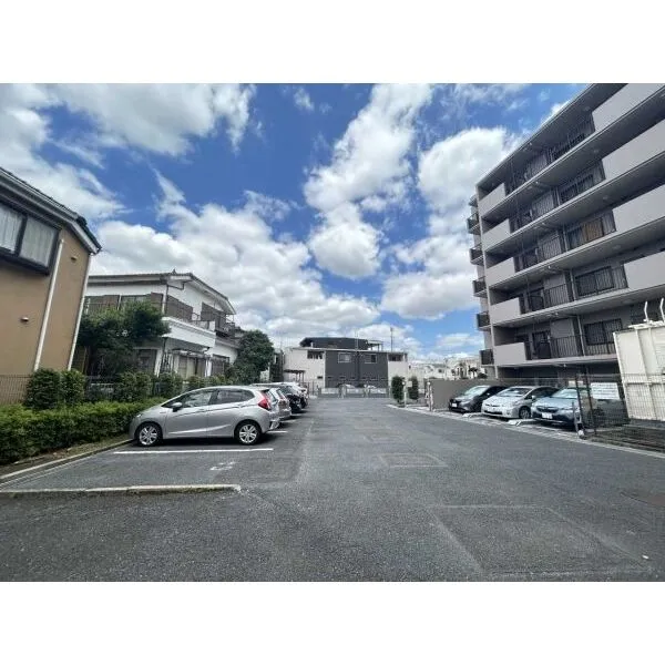 レックスハイム西船橋 敷地内駐車場（２０２６年５月２５日現在空き有）