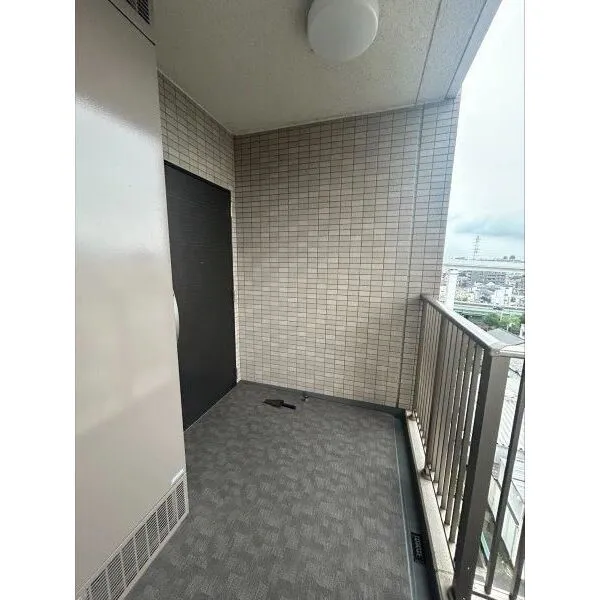 ルフォン扇大橋 玄関を撮影