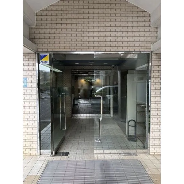 第一ハイツ稲毛 エントランス