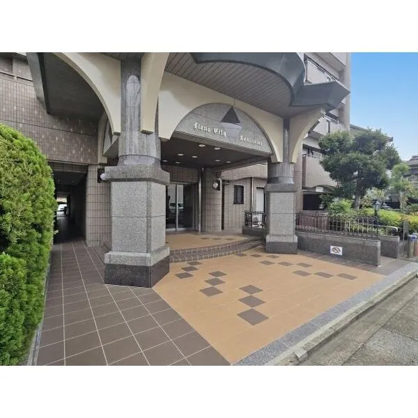 ライオンズシティ金山 エントランス
