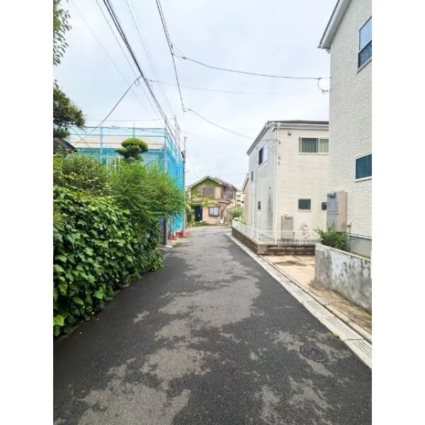 柏市東中新宿３丁目 前面道路