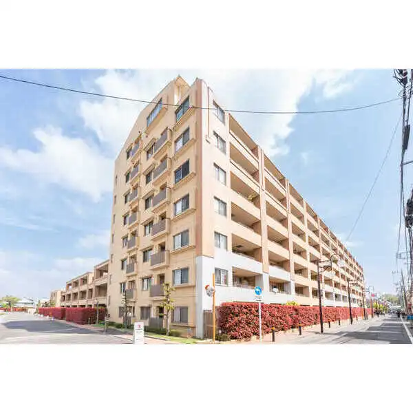 ガーデンズバッハ　アドマイア・コート 外観