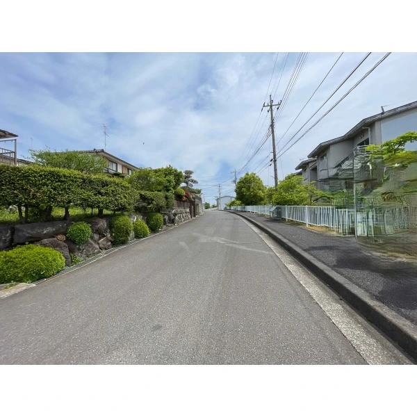 座間市立野台３丁目 前面道路1