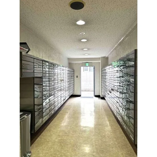 秀和幡ヶ谷レジデンス メールボックス