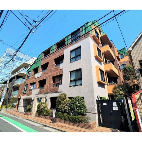 スターロワイヤル四谷大京町 外観