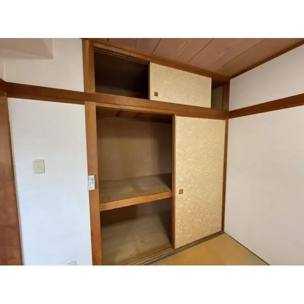 ライオンズマンション千葉鷹の台 和室収納