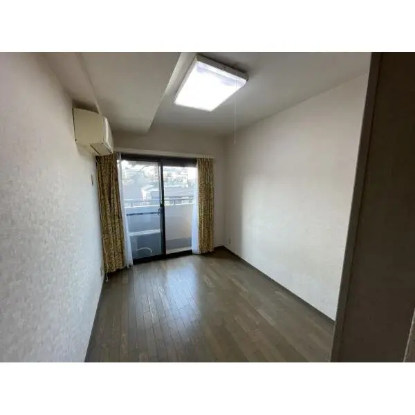 ライオンズマンション千葉鷹の台 洋室5.3畳