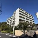 ル・サンク戸塚ブランシエラ 高台の貴賓席のような上質な邸宅