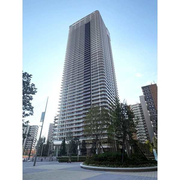 ＨＡＲＵＭＩ　ＦＬＡＧ　ＰＡＲＫ　ＶＩＬＬＡＧＥ 外観