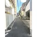 文京区大塚４丁目 徒歩圏内に2駅利用可能な利便性に加え、スーパー・学校・公園も身近に揃う暮らしやすい住環境です。
