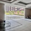 コスモステージ荒川遊園サウスリッジ ゆとりある広さが印象的な、開放感あふれるロビー