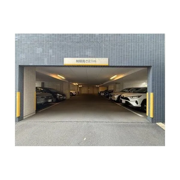久我山ガーデンヒルズ二番館 駐車場