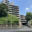 ヒルトップ横浜東寺尾 南東向き・8階住戸のため陽当たり・眺望良好！収納スペース豊富な間取りです。