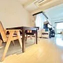 ヒルトップ横浜東寺尾 食事とくつろぎの空間を分けやすい配置。家族の会話が弾む心地よいリビングスペースを実現できます。