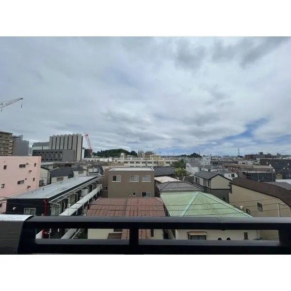 ナイスアーバン新川崎ステイツ 上階無し　角部屋　ルーフバルコニー付