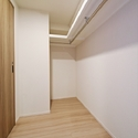 グラン　レ・ジェイド湘南江ノ島 約６．１畳洋室のウォークインクローゼット