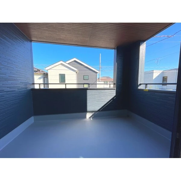 平塚市虹ケ浜 インナーバルコニー