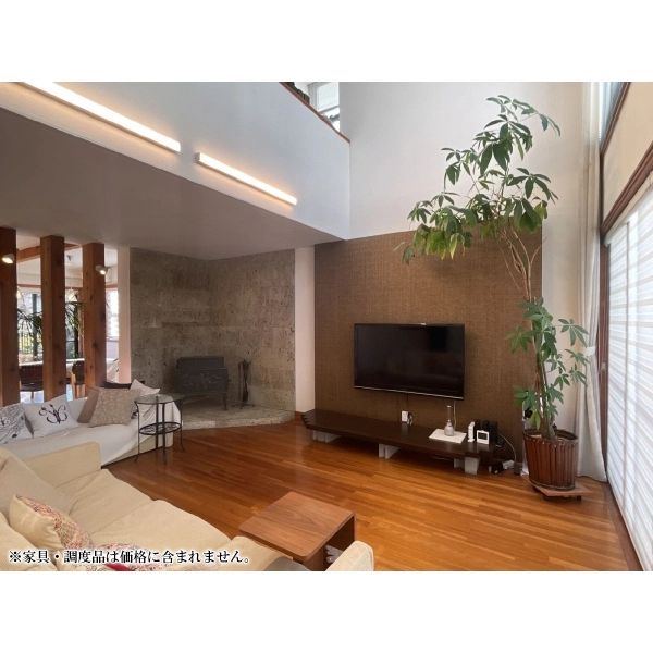 横浜市都筑区早渕１丁目 リビング