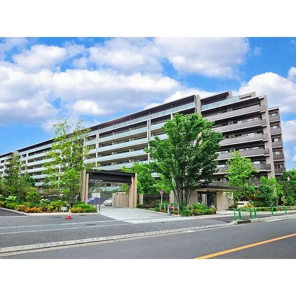 ブリリアシティ石神井公園アトラス 石神井公園駅ゆきの西武バス「ＪＡ東京あおば」駅・「練馬区立石神井小学校」最寄りの３号棟