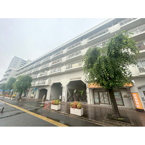 シャルマンコーポ摂津富田 外観