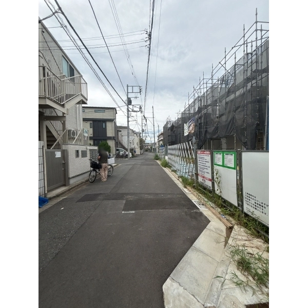 練馬区桜台４丁目 前面道路