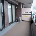 コスモ下総中山 12ｍ2の南東向きバルコニー