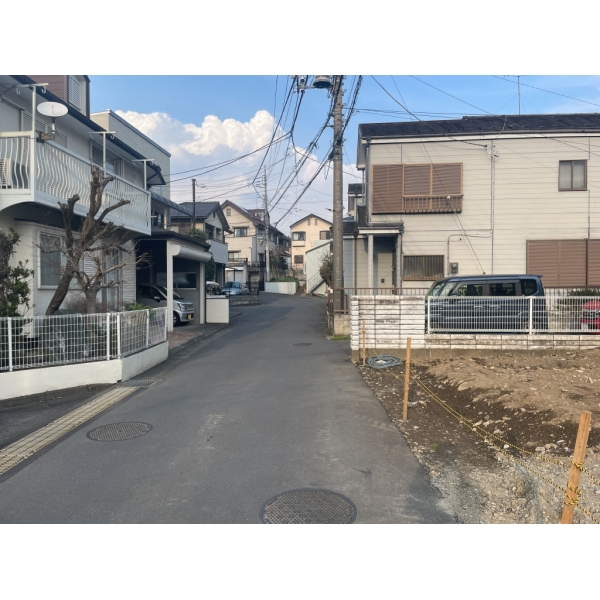 羽村市羽加美２丁目 前面道路