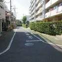府中グリーンハイツ4号棟 前面道路