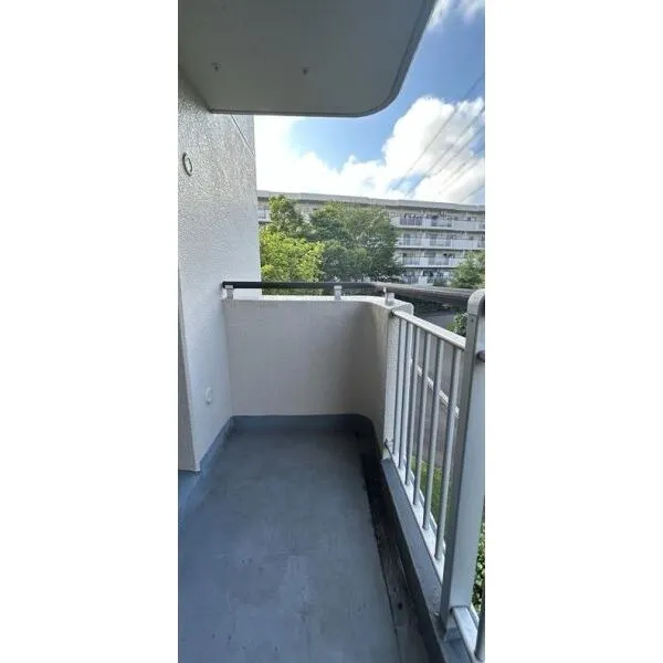 港南台せきれい2号棟 バルコニー