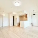 パークホームズ調布桜堤通り 広々としたリビングダイニングには床暖房付