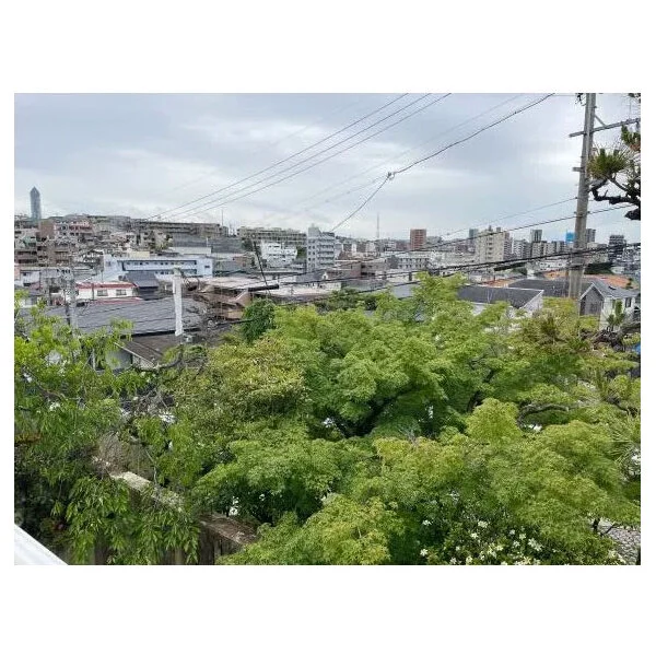 名古屋市千種区徳川山町３丁目 3階客室からの眺望です。