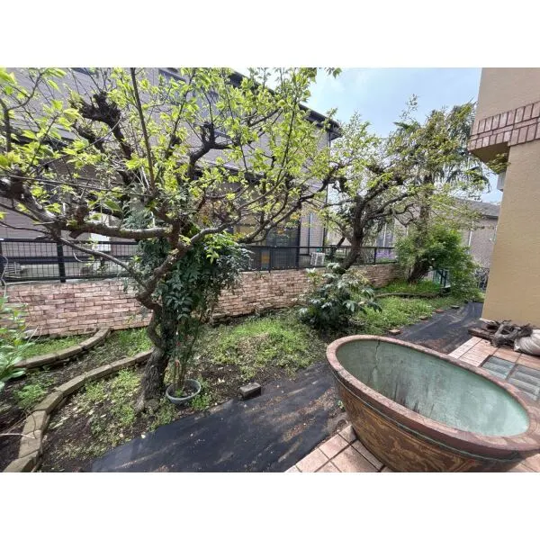 川崎市麻生区岡上２丁目 庭