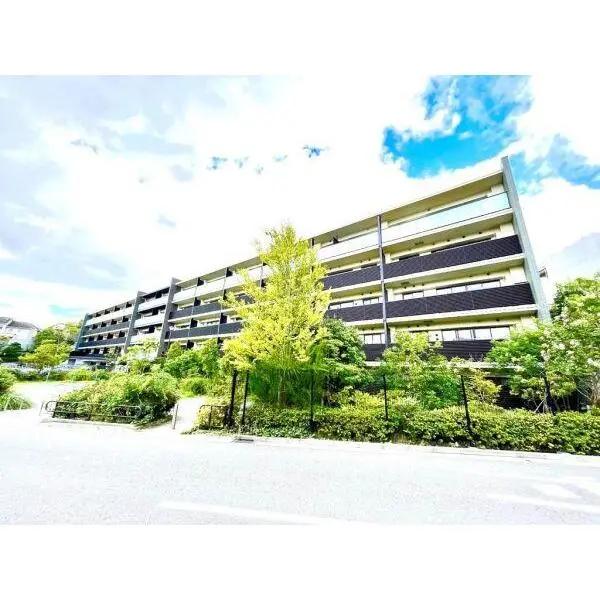 プレミスト菊名 外観