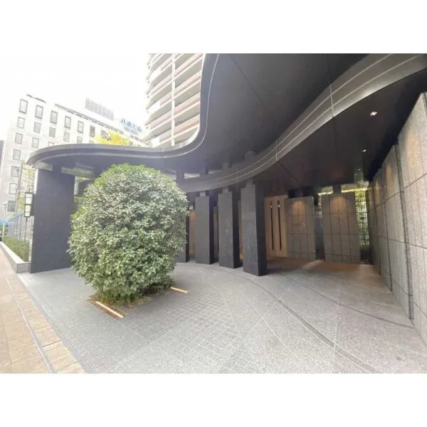 ローレルタワー堺筋本町 アプローチ