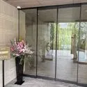 ルネ鴻池新田 1階風除室