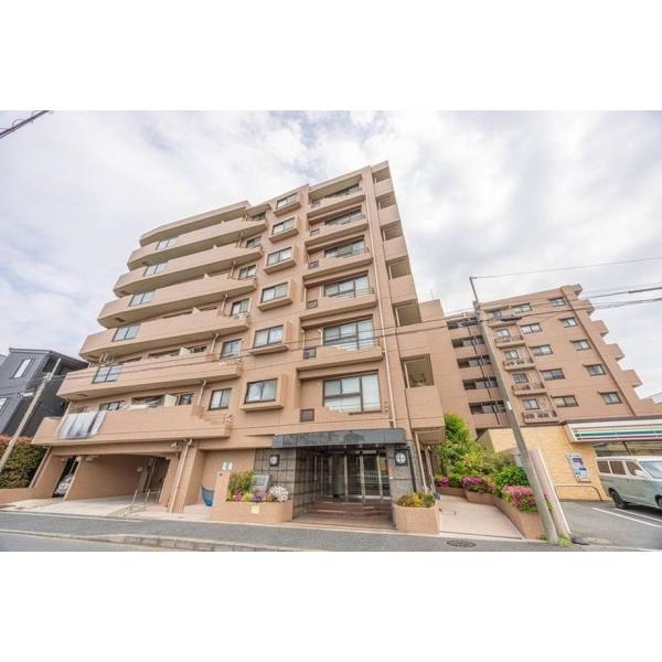 ナイスアーバン横濱根岸 外観