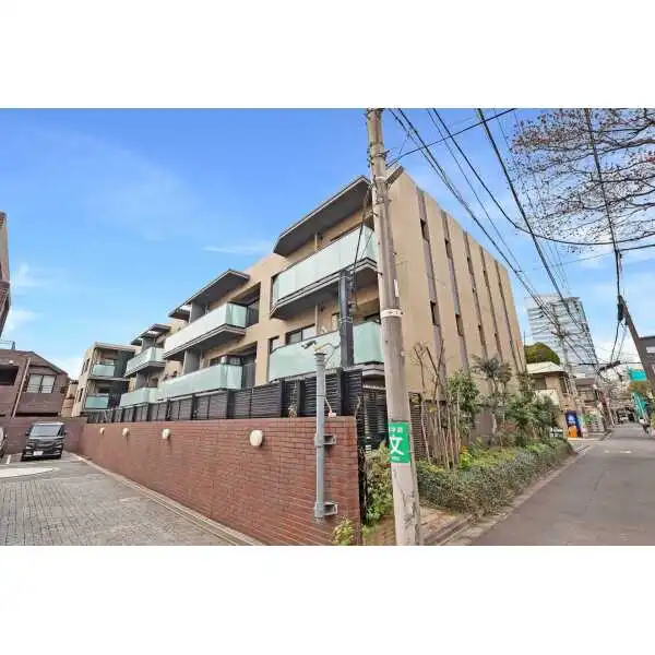 オープンレジデンシア初台 外観