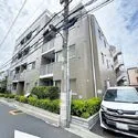 グランデール三ノ輪 家族との会話が弾む人気の対面式キッチンを採用。