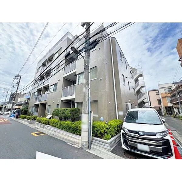 グランデール三ノ輪 家族との会話が弾む人気の対面式キッチンを採用。