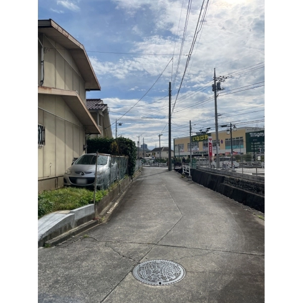 八王子市中野山王2丁目 前面道路