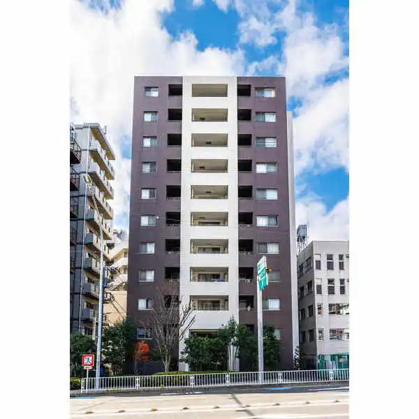 ＢＥＬＩＳＴＡ横浜 外観